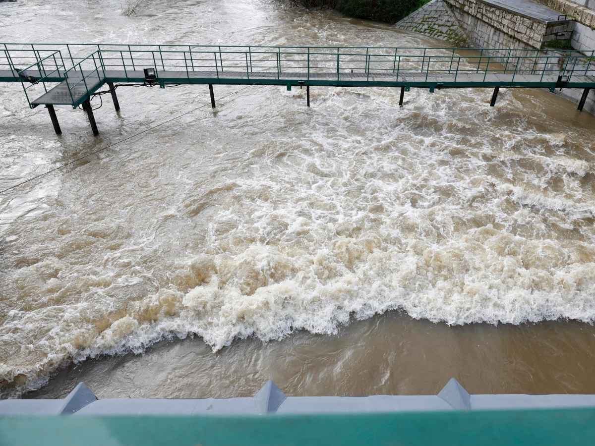 La tempesta Martinho investe l’Italia, torna la paura anche in Toscana nel weekend: la situazione maltempo